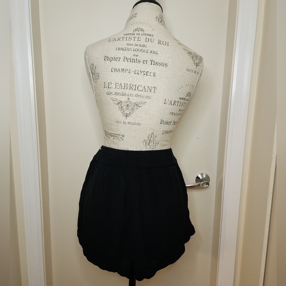 Oakley black athletic shorts - Picture 2 of 8